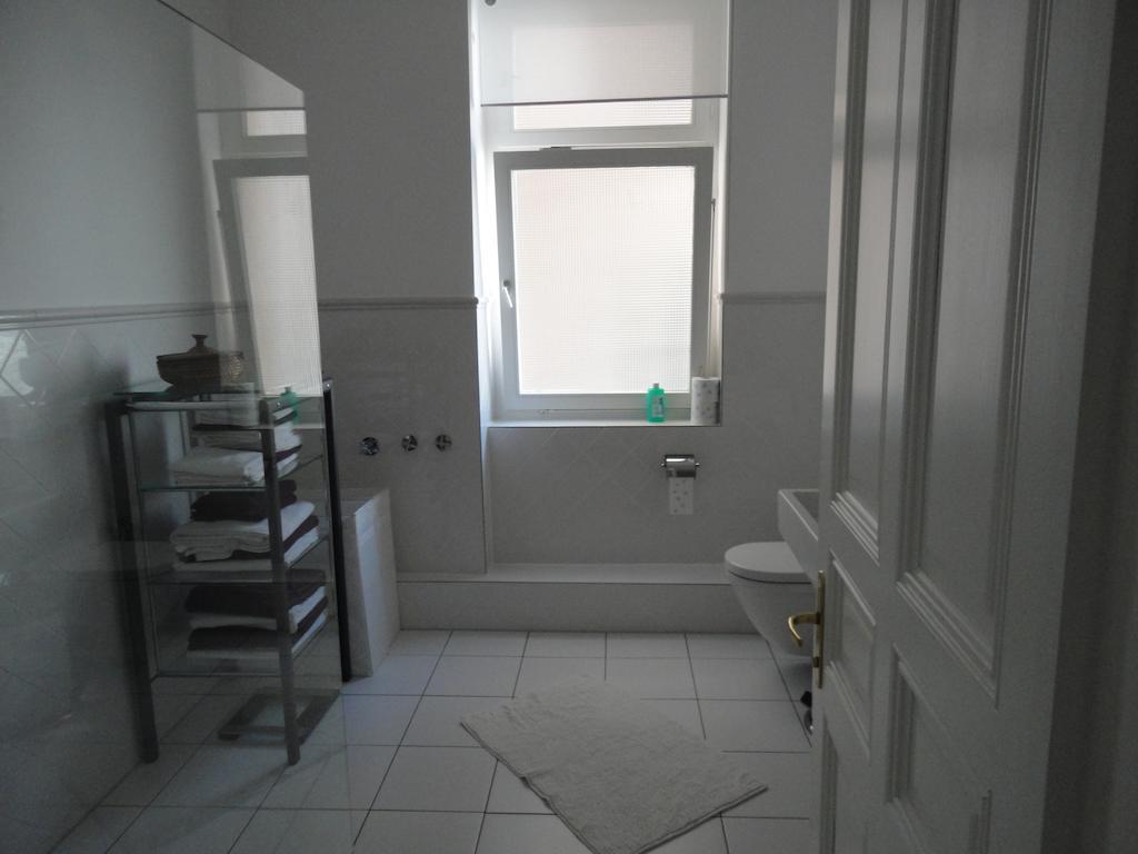 Kernerapartement Stuttgart Rum bild